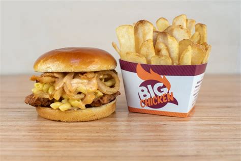 Big Chicken Shaq features American cuisine in Las Vegas, Nevada