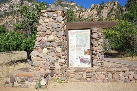 Best Oak Creek Canyon hiking trail? West Fork Trail Details