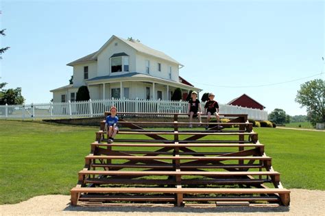 Dyersville Iowa Field Of Dreams - img-Bahadur