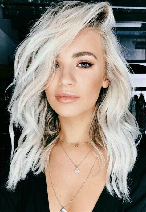 Pinterest: littlemillelemos | Silver white hair, White hair color, Platinum blonde hair