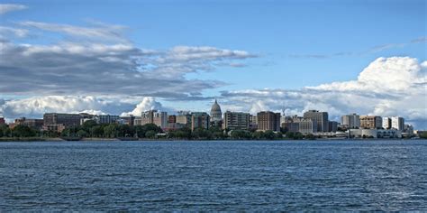 The Madison Skyline : r/madisonwi