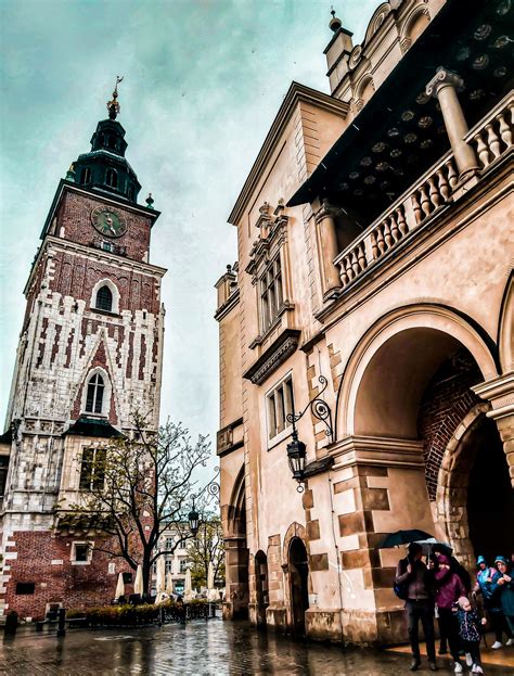 Castle Kingdom of Kraków, Kraków Old Town, Poland - PixaHive