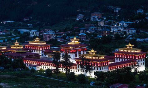 Bhutan / – Incredible Luxury Experience