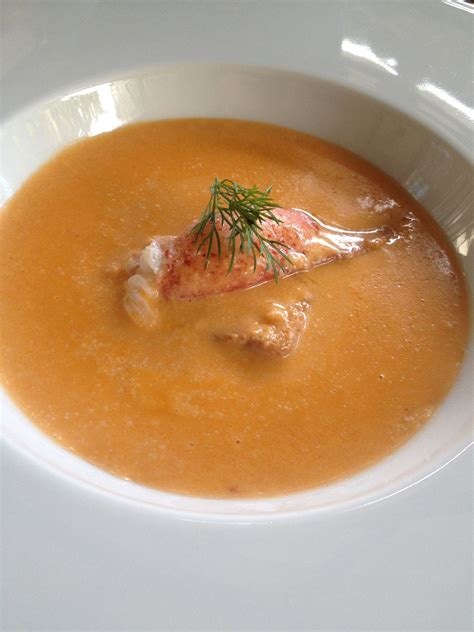 Zuppa di Aragosta (lobster bisque with brioche) | Sandwich and soup, Vegetarian sandwich ...