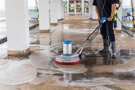 Floor & Carpet Cleaning Services | Island West Commercial Maintenance