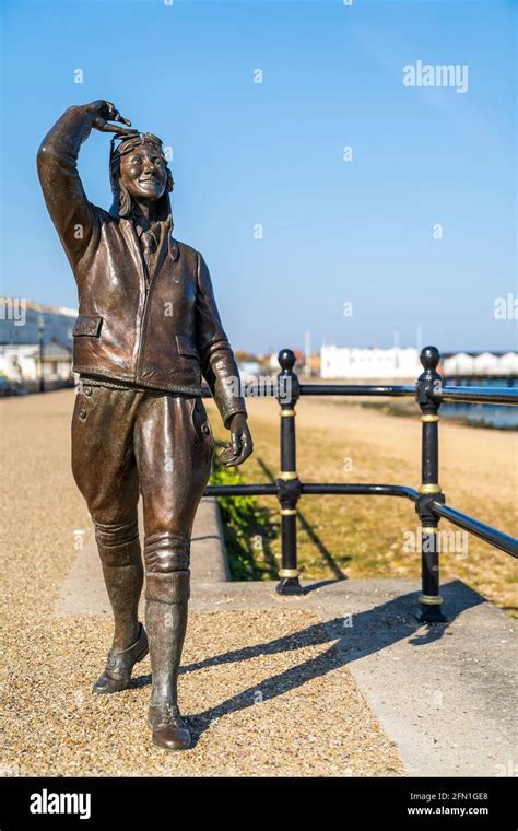 The Amy Johnson statue created by artist Stephen Melton on Herne Bay seafront. Wearing circa ...