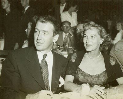 A TRIP DOWN MEMORY LANE: HOLLYWOOD LOVE: JIMMY AND GLORIA STEWART