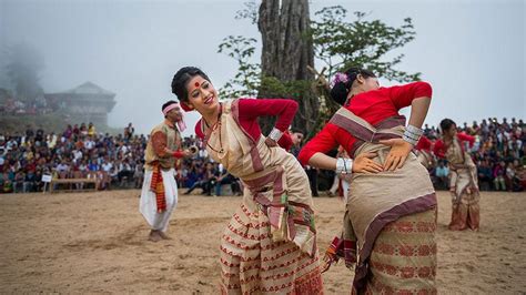 “Bihu: The Vibrant Celebration of Assamese Culture and Harvest Rhythms ...