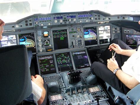 Cockpit, Air France Airbus A380-861 F-HPJB | Mathieu Marquer | Flickr