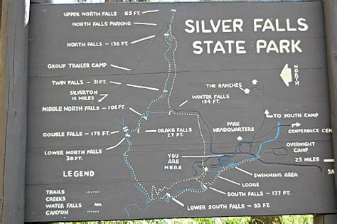 Silver Falls State Park Hike – On The Banks of Salt Creek