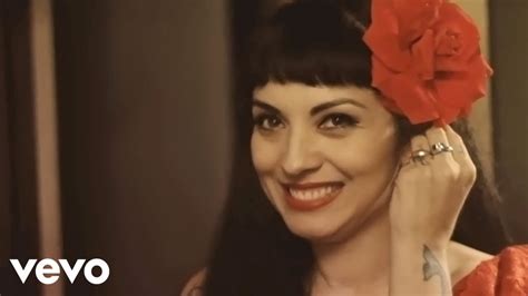 Mon Laferte - Mi Buen Amor (Video Oficial) ft. Enrique Bunbury ...