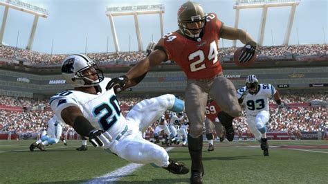 CESPage.com Xbox - Madden NFL 07