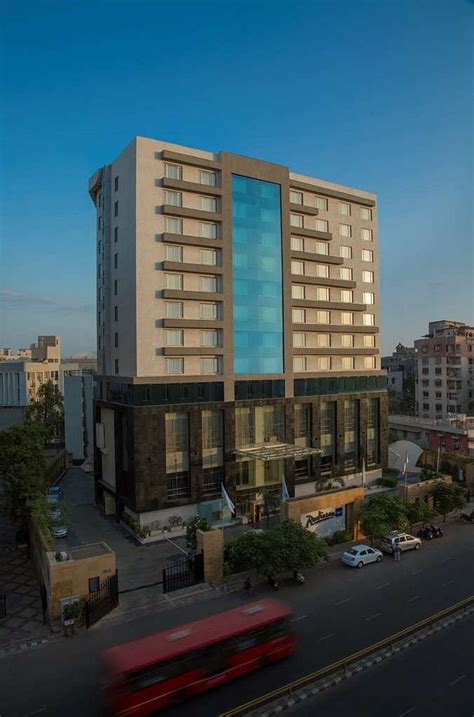 RADISSON BLU HOTEL, AHMEDABAD (Gujarat) - Hotel Reviews, Photos, Rate ...