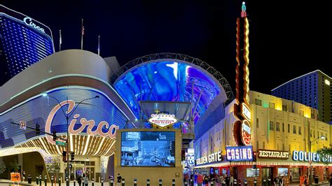 The Ultimate Guide to Finding the Best Hotel in Downtown Las Vegas ...