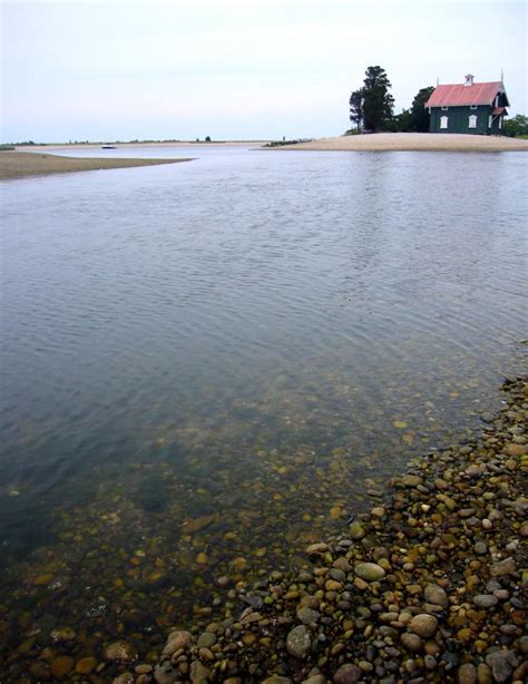 Gamecock Cottage | Stony Brook Beach Stony Brook, NY Summer … | Glenn Gulley | Flickr