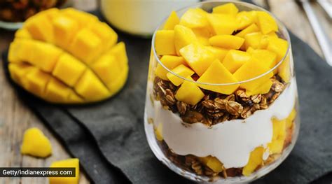 This healthy mango parfait recipe is perfect for summers | Food-wine News - The Indian Express