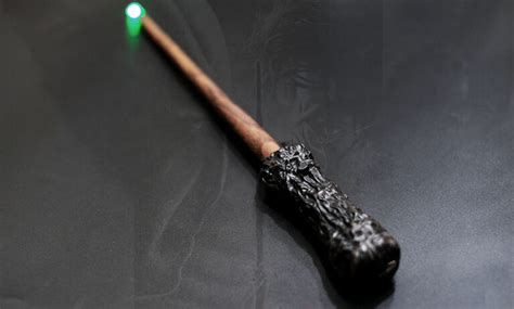 A Harry Potter Fireball Wand shoots fire & lights up 5 different colors - Evil Bunny