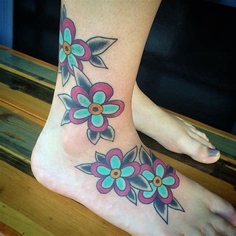 100+ Best Foot Tattoo Ideas for Women - Designs & Meanings (2019)