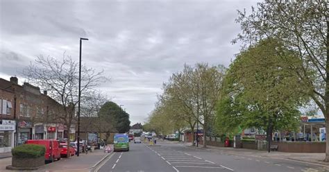 Body of man in 30s found in Feltham High Street - Surrey Live