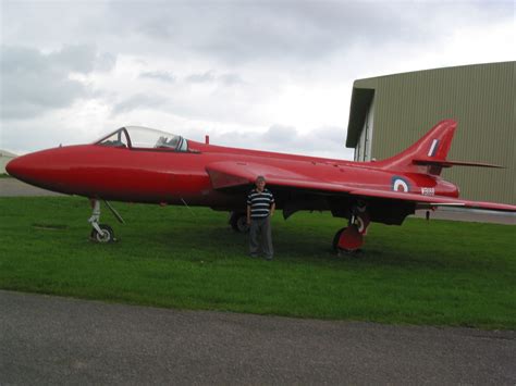 Hawker Hunter WB188 at Kemble Airfield, 2010 | Fighter jets, Hawker ...