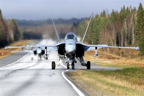 Finnish Air Force F/A-18 Hornet at a roadbase during LIVEX 2015, Finland [2048x1364] • /r ...