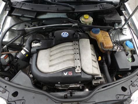 Engine Volkswagen Passat 2.3 V5 20V - AZX