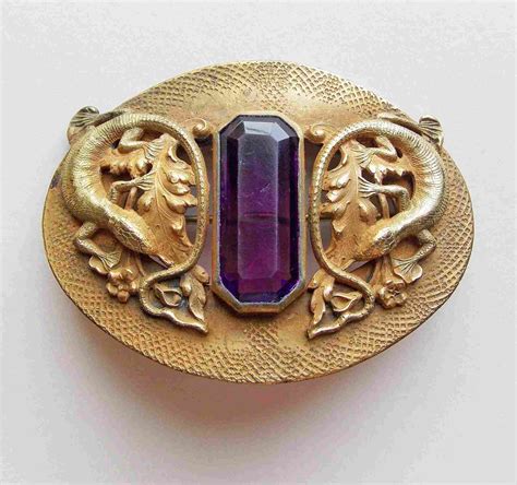 How to Identify and Date Old Brooch Styles