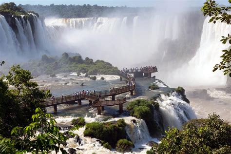 Brave the devil's throat at Iguazú Falls | Rough Guides