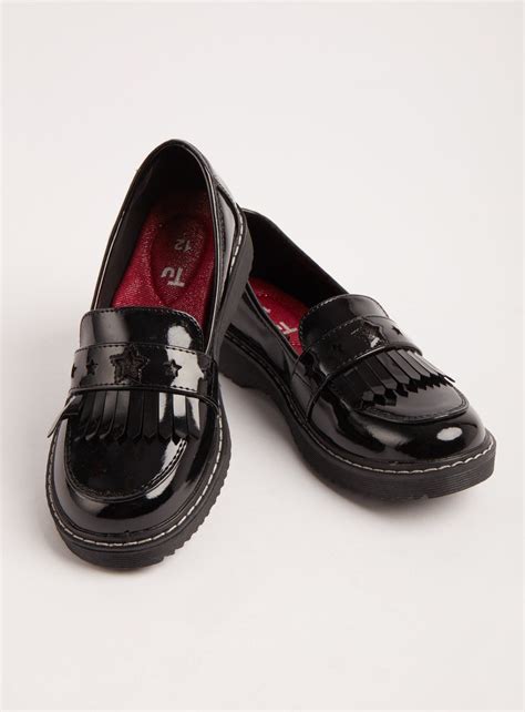 Pin by thali on Loafers black | Black patent loafers, Black loafers, Loafers