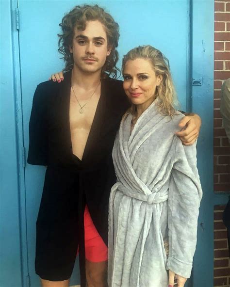 Stranger Things Behind the Scenes Season 3 with Dacre Montgomery and Cara Buono, Billy, Karen ...