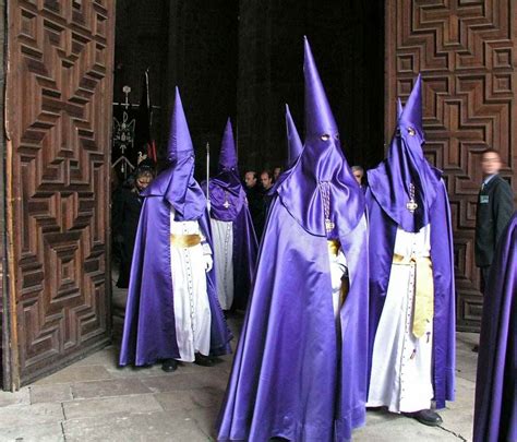 Semana Santa in Malaga: facts, costumes and traditions - South Tours