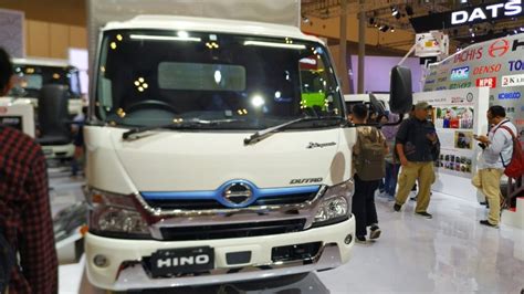 Hino Dutro Hybrid Masih Kemahalan Jika Dijual di Indonesia