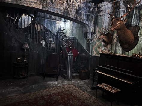 Escape IT: Photos From New Pennywise Escape Room in Las Vegas