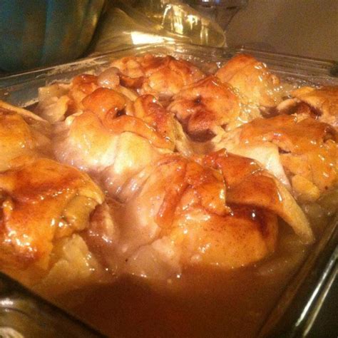 OLD FASHIONED APPLE DUMPLINGS – Recipes Feed