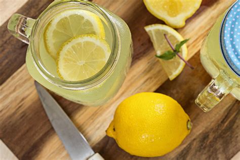 9 Health Benefits of Drinking Warm Lemon Water | Daily Health Valley