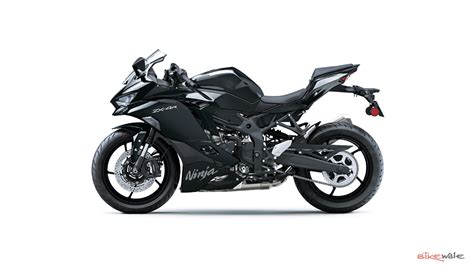 Images of Kawasaki Ninja ZX-4R | Photos of Ninja ZX-4R - BikeWale