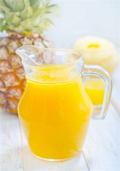 2 Ingredient Apple Pineapple Juice - Brooklyn Farm Girl