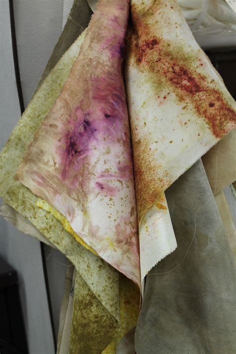 Tutorials | Natural dye fabric, How to dye fabric, Printing on fabric