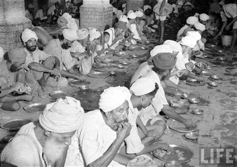 Rare Photos Of Partition Of India, 1947 (With images) | Rare photos, Photo