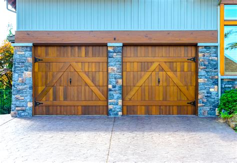 Tips for Deciding If You Should Get Custom-Designed Garage Doors