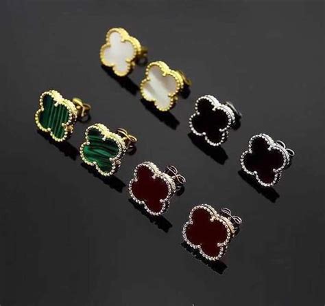 VAN CLEEF CLOVER EARRINGS