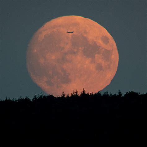 Full Hunter’s Moon Ceremony with Drumming – The Open Center