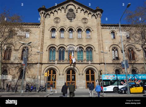 University of Barcelona (Universitat de Barcelona) building facade and entrance, Plaza ...