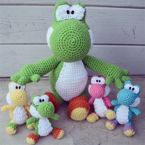 Yarn Yoshi Amigurumi Pattern - Ami Amour