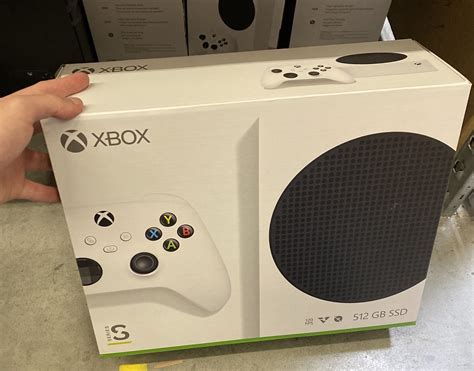 Voici les packagings des Xbox Series X|S tels que vendus en magasin | Xbox One - Xboxygen
