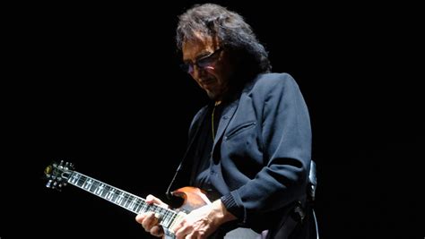 The Black Sabbath Guitar Solo Tony Iommi Absolutely Hated - Pictellme