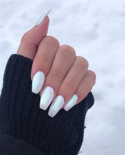 16 Best White Chrome Nail Designs For You - The Glossychic