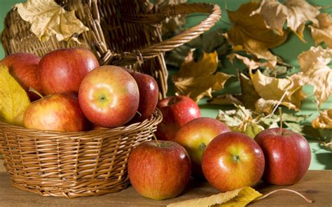 Autumn Apples Wallpapers - Top Free Autumn Apples Backgrounds ...