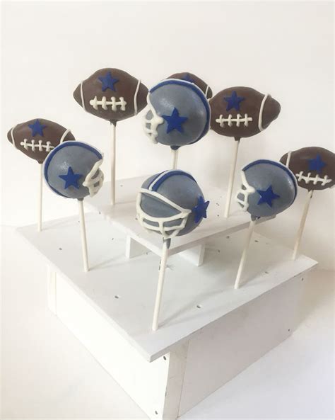 Dallas Cowboys Football and Helmet Cake Pops! | Football cake pops ...