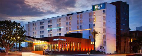 Hotels by LAX with Free Shuttle | Aloft El Segundo Los Angeles Airport